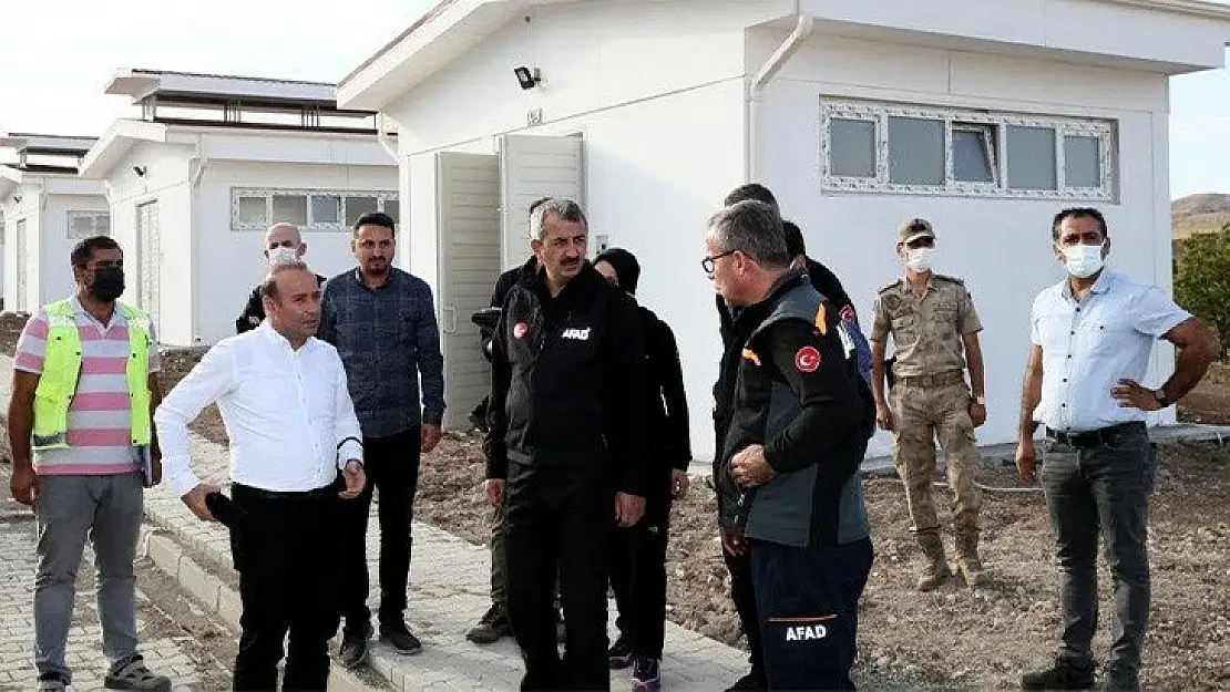 AFAD Başkanı Sezer Elazığ'da afet konutlarını inceledi