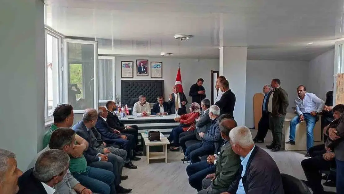 Akçadağ Muhtarlar Derneği Başkanlığına Eyüp Gönültaş seçildi