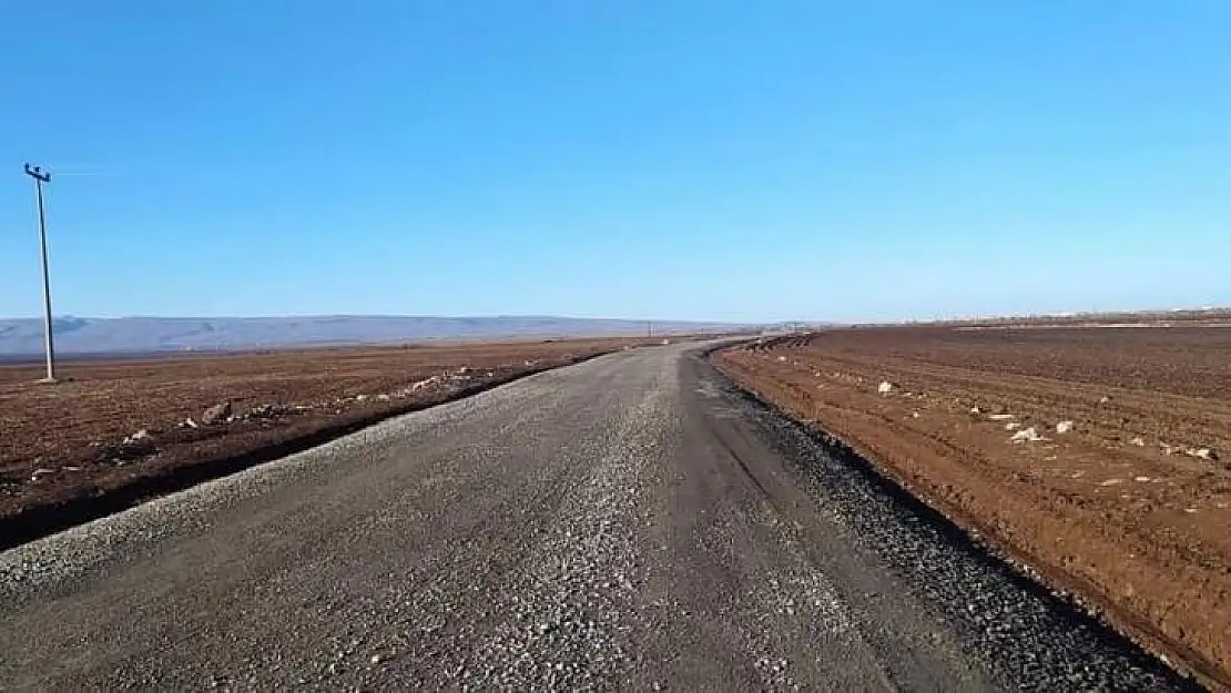 Bağlar belediyesinden kırsal mahalleye, şehir merkezini aratmayan kalitede yol hizmeti