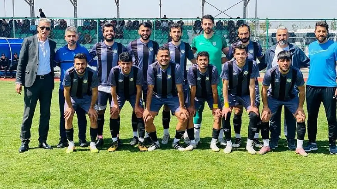 Bağlar Belediyespor şampiyonluk şansını son haftaya taşıdı