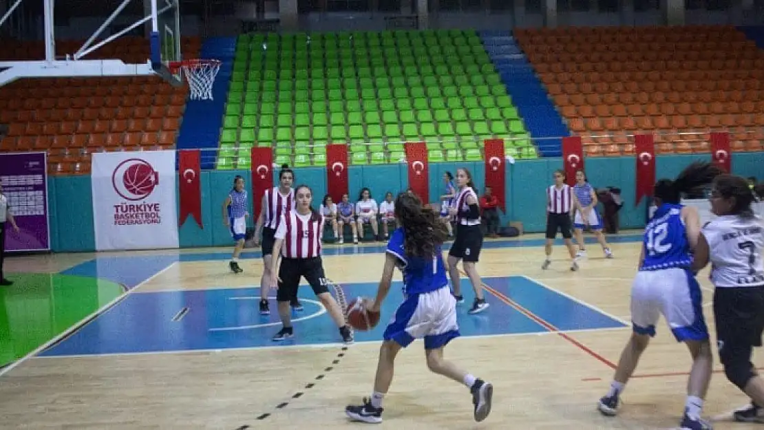 Basketbol Yerel Lig U16 müsabakaları sona erdi