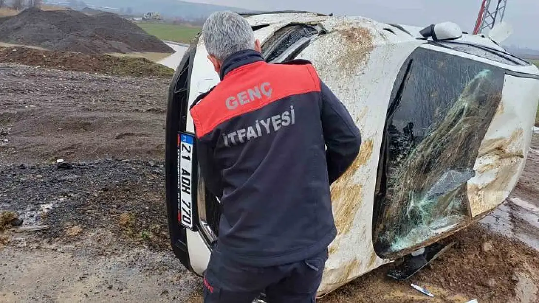 Bingöl'de kontrolden çıkan otomobil takla attı: 1 yaralı