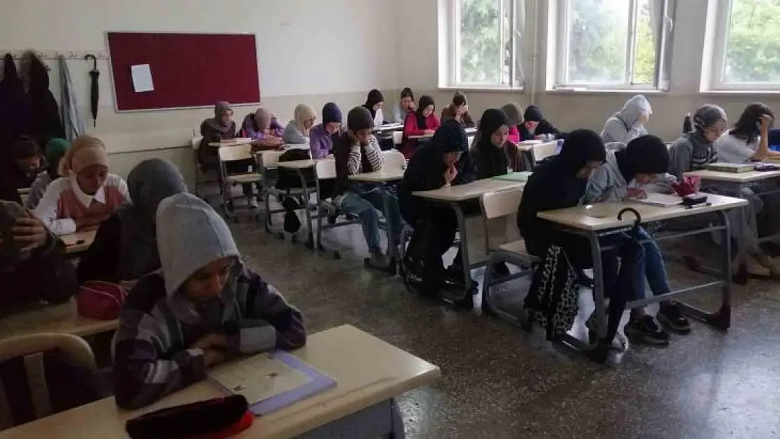 Çermik Kız Anadolu İmam Hatip Lisesinde her gün bir hatim