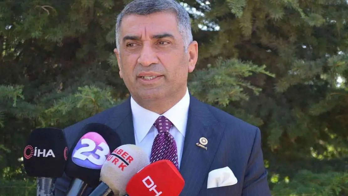 CHP'li Erol: ''Cumhurbaşkanlığı adaylığı ile ilgili nitelik ve vasıfları Genel Başkanımızda görüyoruz''