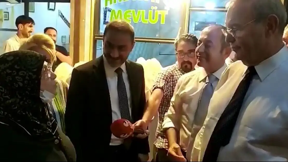 CHP'ye Elazığ'da soğuk duş: 'Niye ortaya düşmüşsünüz'