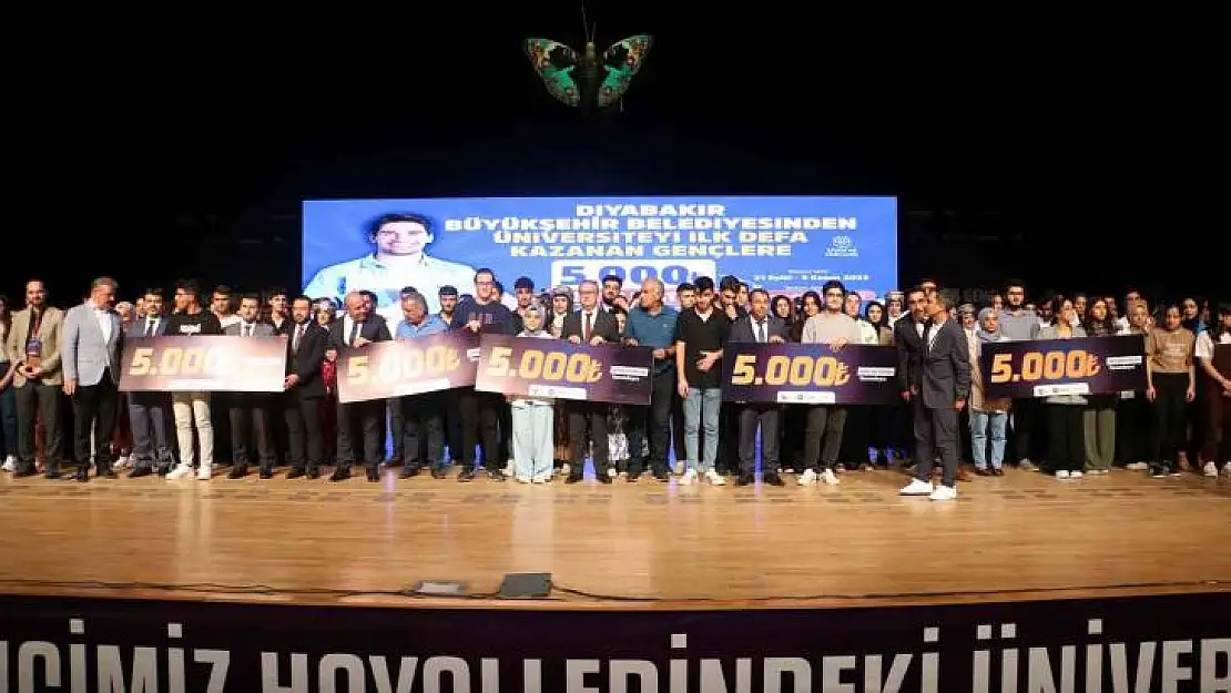 DBB'den ilk defa üniversite kazanan öğrencilere 5 bin lira burs desteği