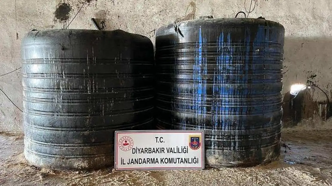 Diyarbakır'da bir çiftlikte 40 bin litre kaçak yakıt ele geçirildi