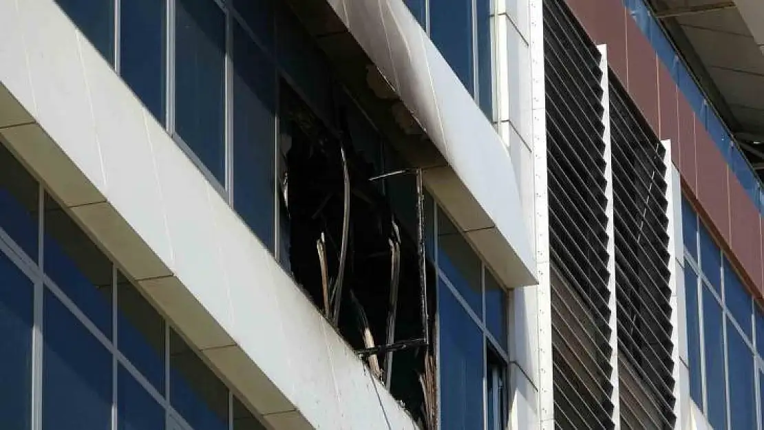 Diyarbakır'da hukuk bürosunda yangın