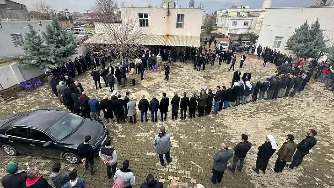 Diyarbakır'da iki aile arasındaki 3 yıllık husumet iş adamının aracılığıyla son buldu