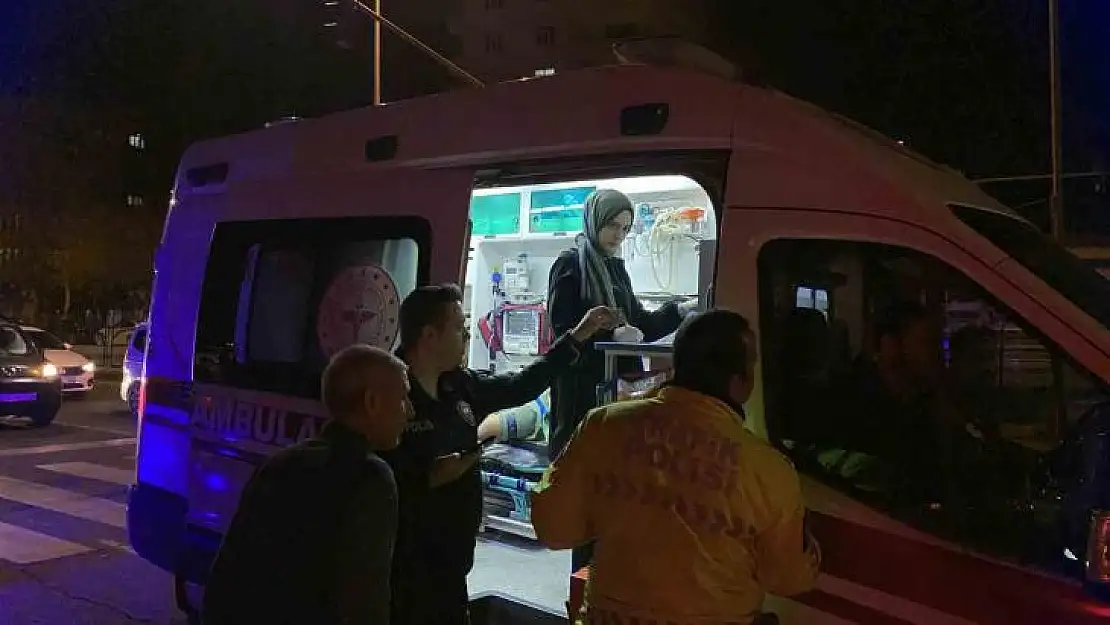 Diyarbakır'da iki otomobil çarpıştı: 4 yaralı