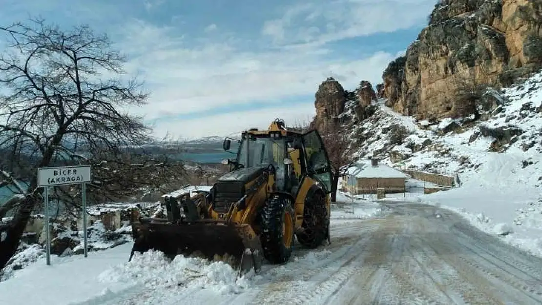 Diyarbakır'da kardan kapanan 474 kilometre yol ulaşıma açıldı