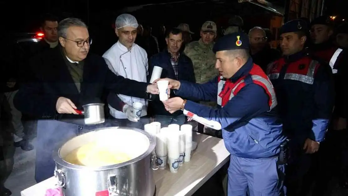 Diyarbakır'da yeni yıla saatler kala huzur ve güven ortamı için görev başındalar