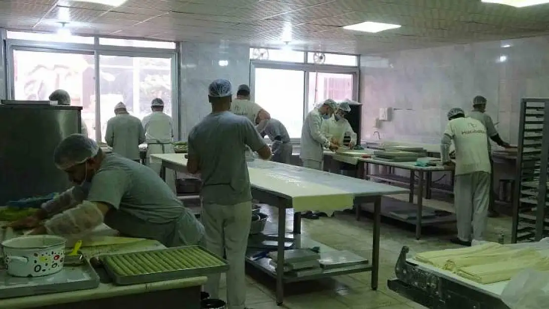 Diyarbakır'dan çıkan 'karamelli baklava' ve 'karamelli kadayıf' masalarda yerini aldı