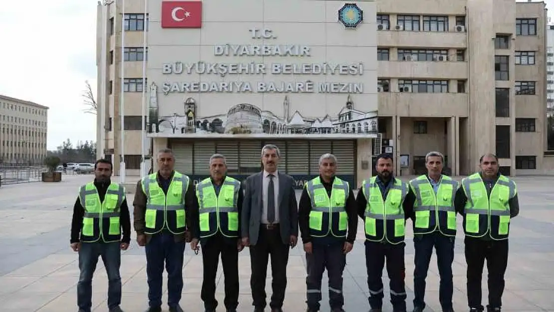 Diyarbakır'dan Hatay'daki inşaat çalışmalarına destek gönderdi