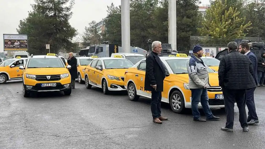 Diyarbakırlı taksicilerden HDP'li Paylan'a tepki