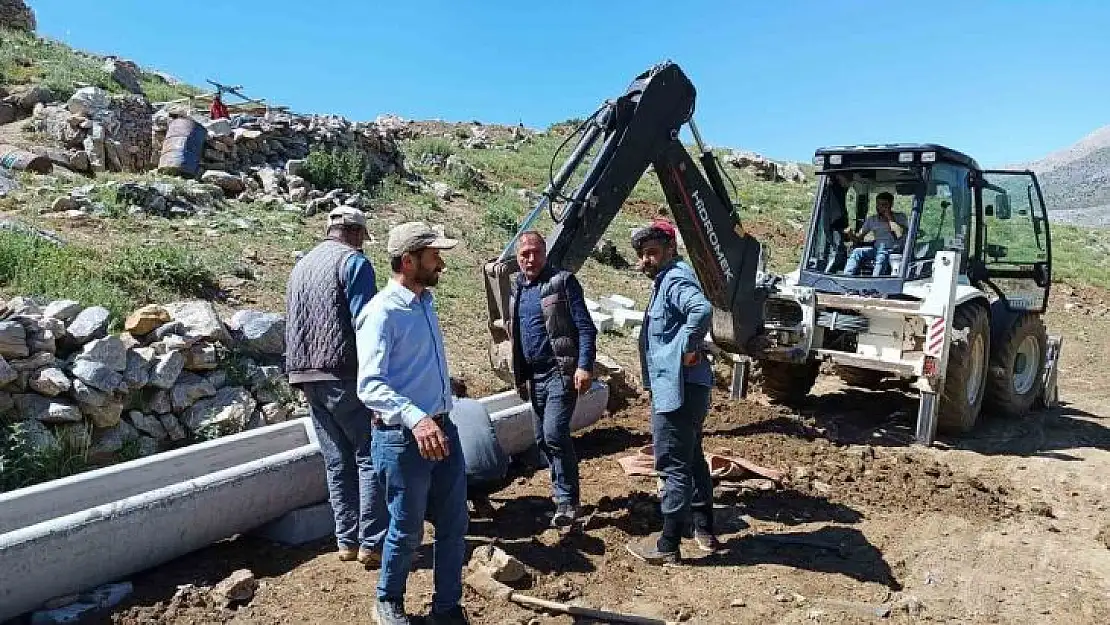 Doğanşehir'de yayladaki hayvanlar unutulmadı