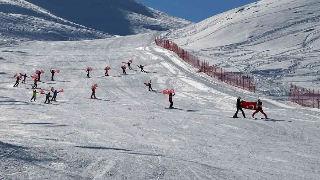 Doğu Anadolu'nun gözdesi Hesarek'te kayak sezonu açıldı