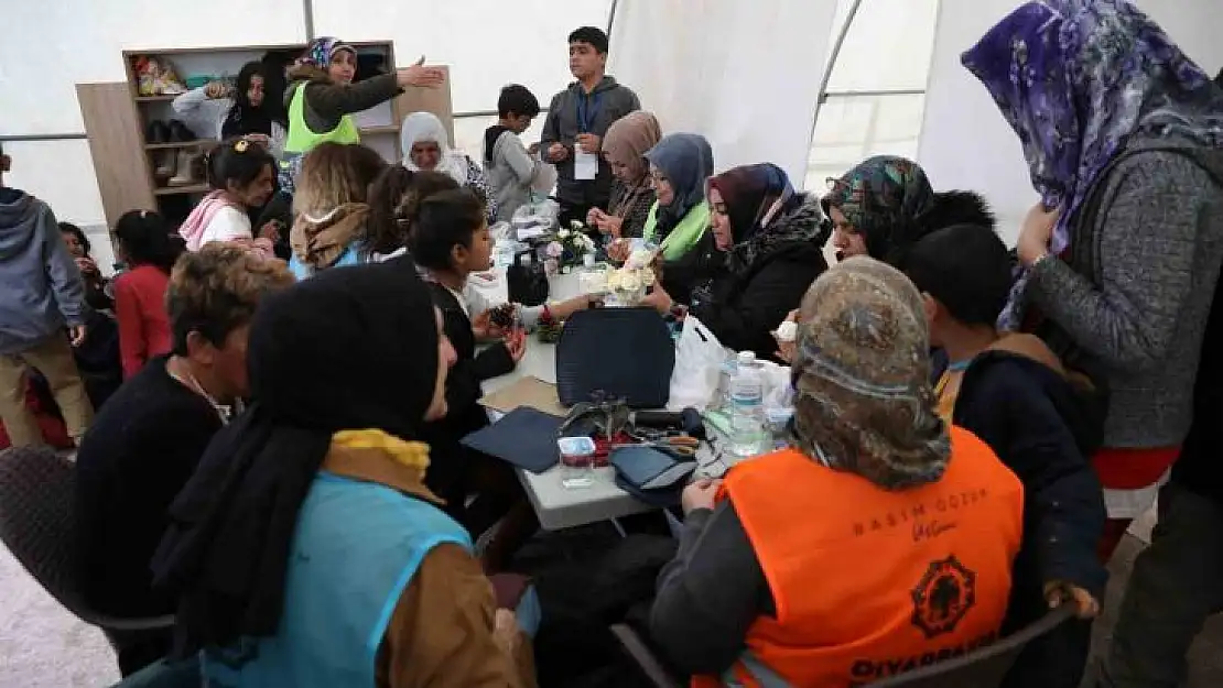 El sanatları atölyeleri depremzede kadınlar için psikoterapi merkezi haline geldi