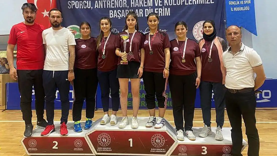 Elazığ Belediyespor Masa Tenisi 1. Ligi'de