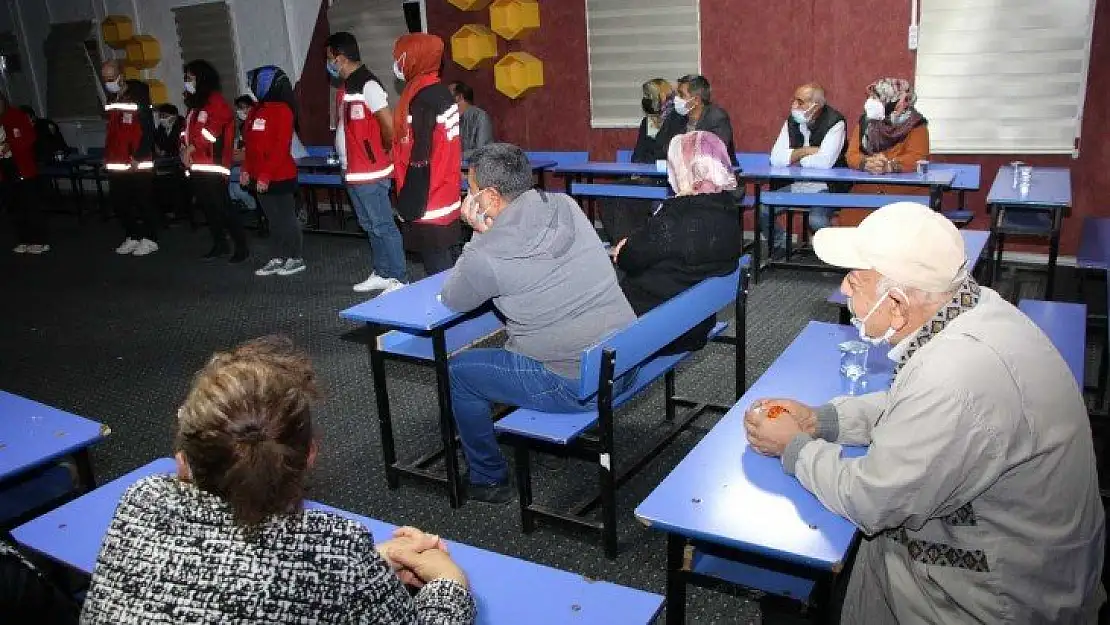 Elazığ'da 'Aile Destek Programı' eğitimleri başladı