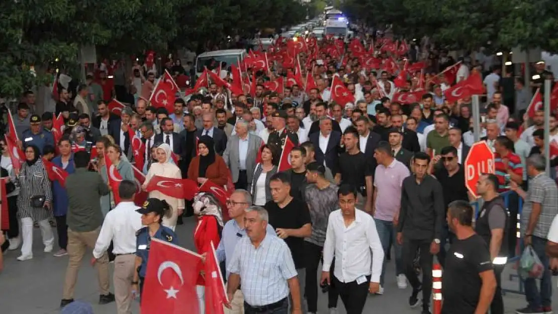 Elazığ'da 15 Temmuz Demokrasi ve Milli Birlik Günü törenle kutlandı