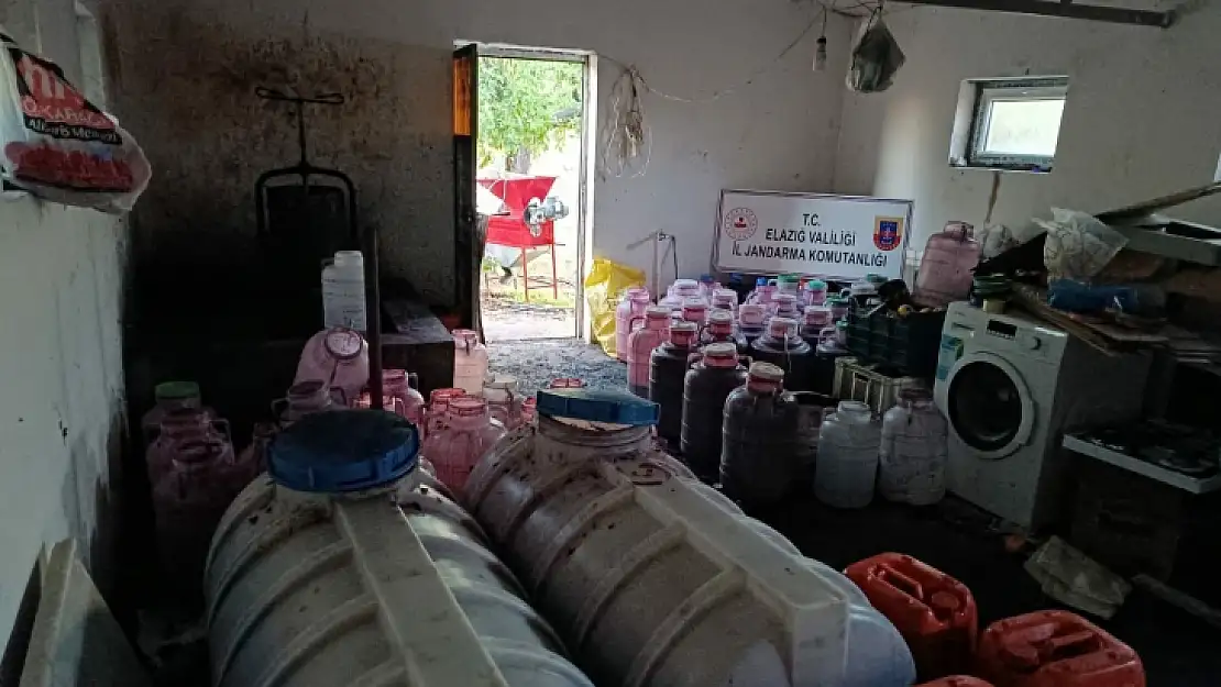 Elazığ'da 2 ton 600 litre kaçak şarap ele geçirildi