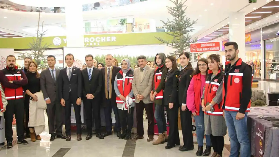 Elazığ'da 25 Kasım Kadına Yönelik Şiddetle Mücadele Günü etkinliği