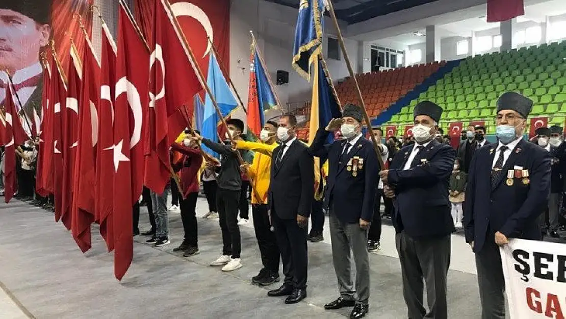 Elazığ'da 29 Ekim Cumhuriyet Bayramı coşkuyla kutlandı
