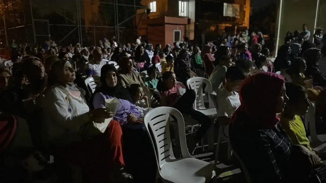 Elazığ'da açık hava sinema etkinliği