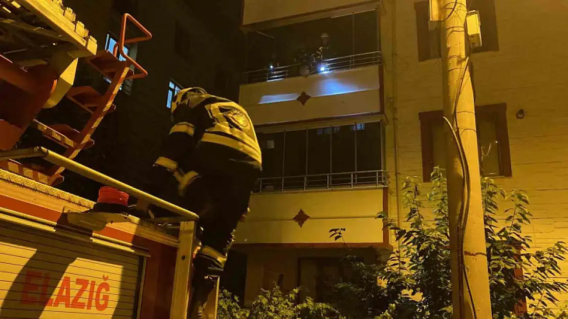 Elazığ'da alkollü şahıs evi yaktı