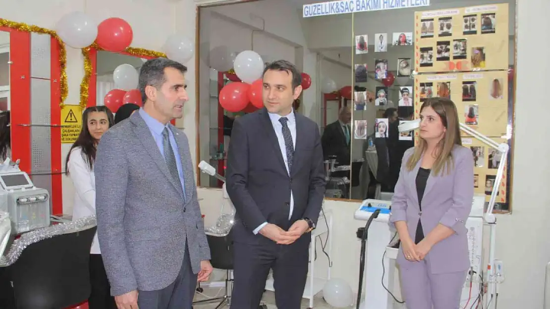 Elazığ'da bir lisede modern saç bakım ve cilt bakımı hizmetleri bölümü açıldı