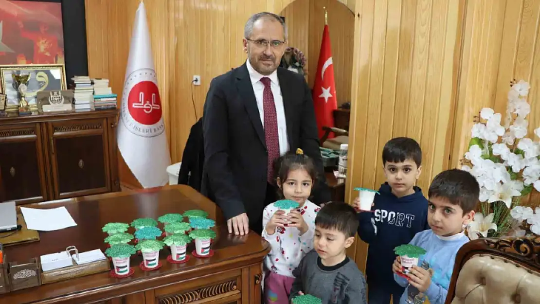 Elazığ'da Filistin için bağışlar devam ediyor