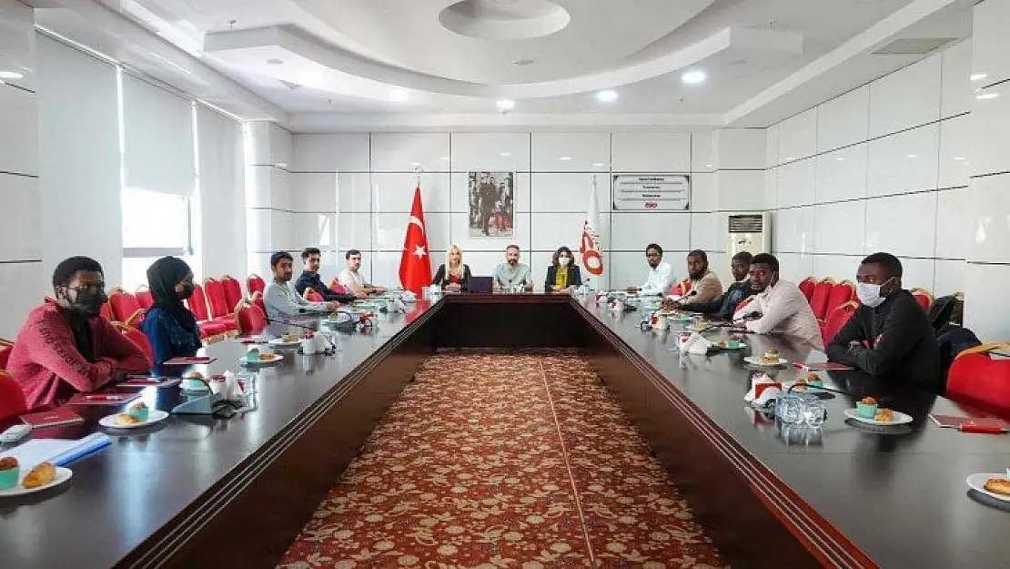 Elazığ'da İhracat Elçileri Programı başladı