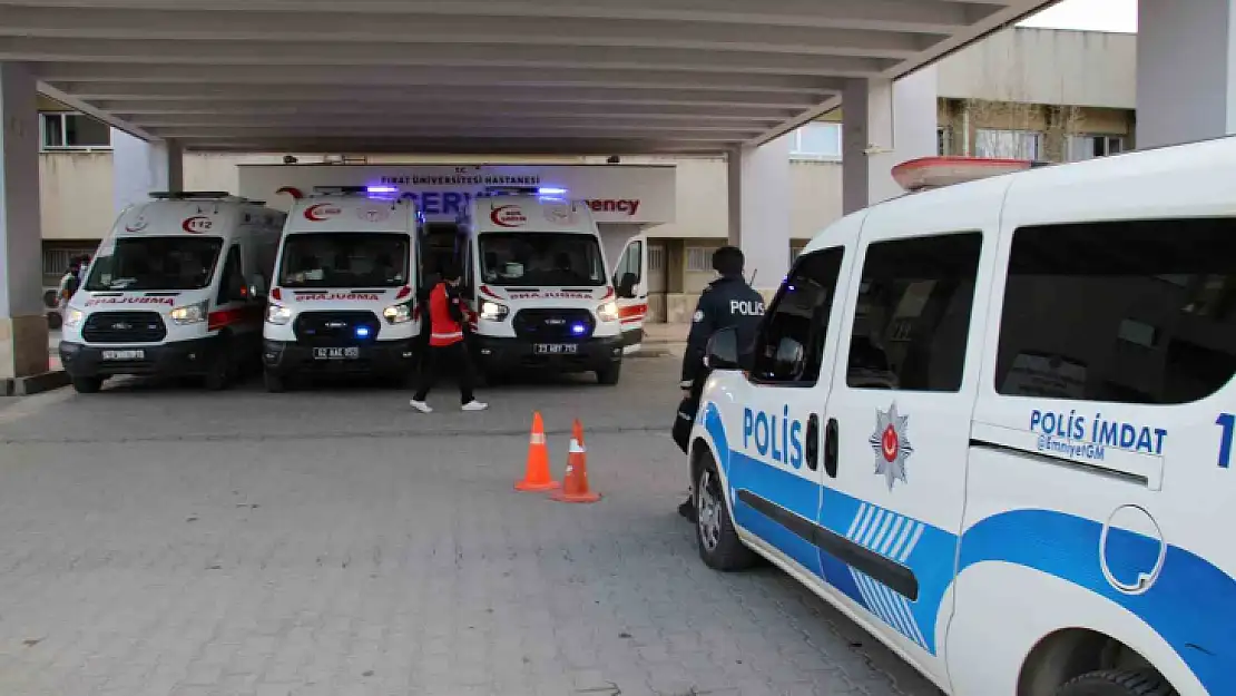 Elazığ'da kıraathaneye silahlı saldırı: 2 yaralı