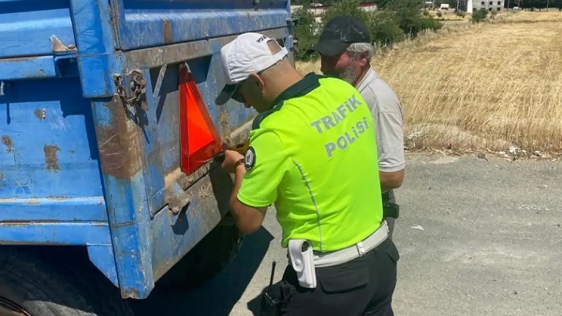 Elazığ'da tarım araçları denetlendi