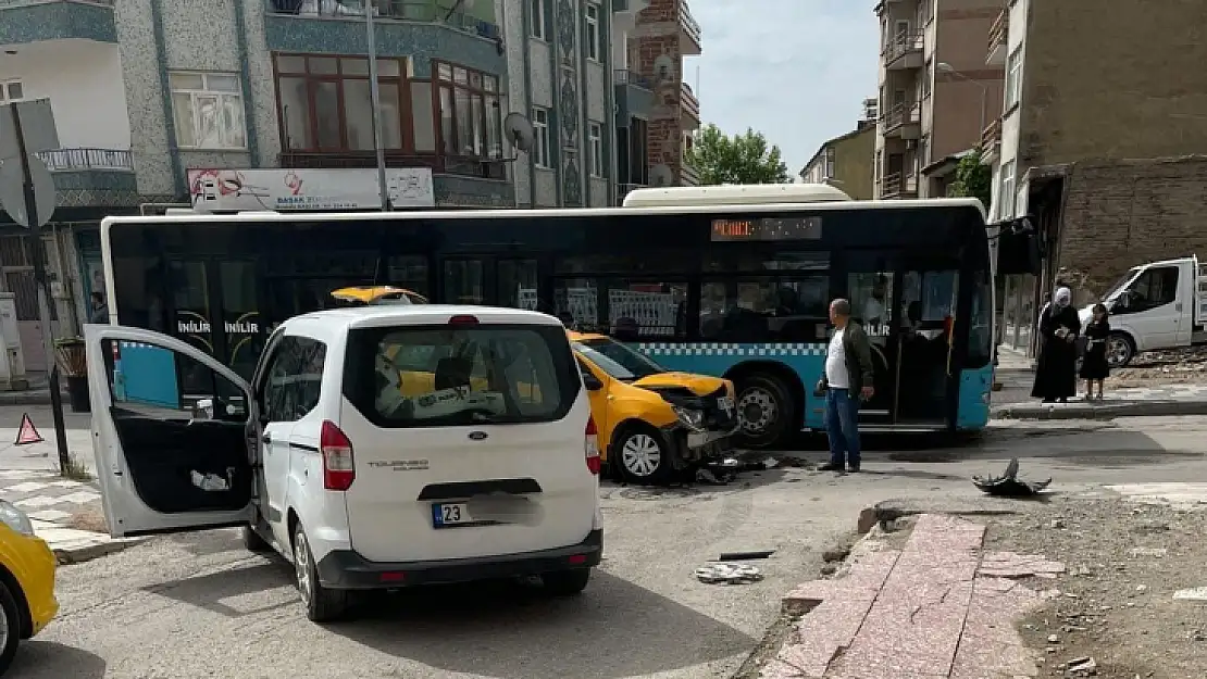 Elazığ'da trafik kazası: 1 yaralı