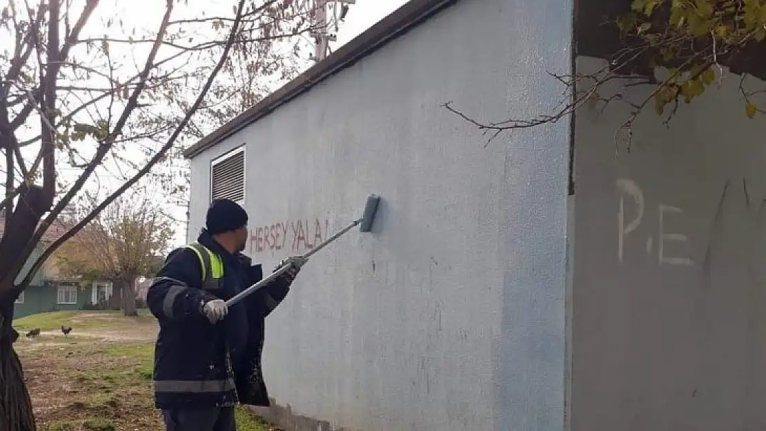 Elazığ Belediyesi tarafından görüntü kirliliğine son