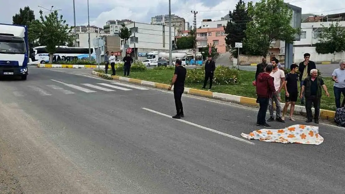 Ergani'de cezaevi otobüsünün çarptığı yaşlı adam hayatını kaybetti