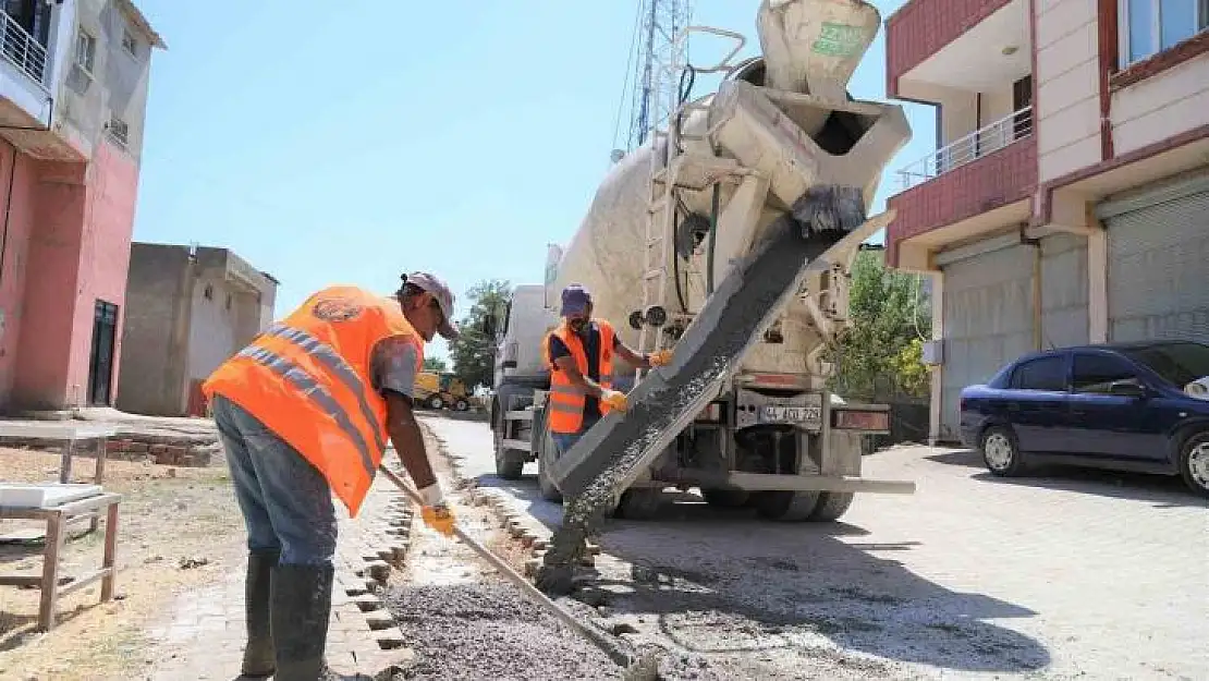 Ergani'de yol onarım çalışmalarına başlandı