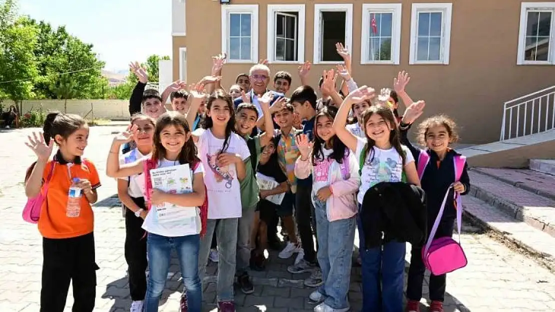 Güder'den öğrencilere ilk ders sürprizi