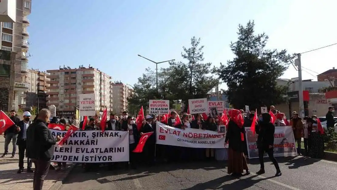Hak-İş Konfederasyonundan Diyarbakır annelerine destek ziyareti