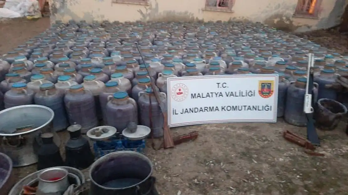 Malatya'da 13 bin 464 litre kaçak şarap ele geçirildi