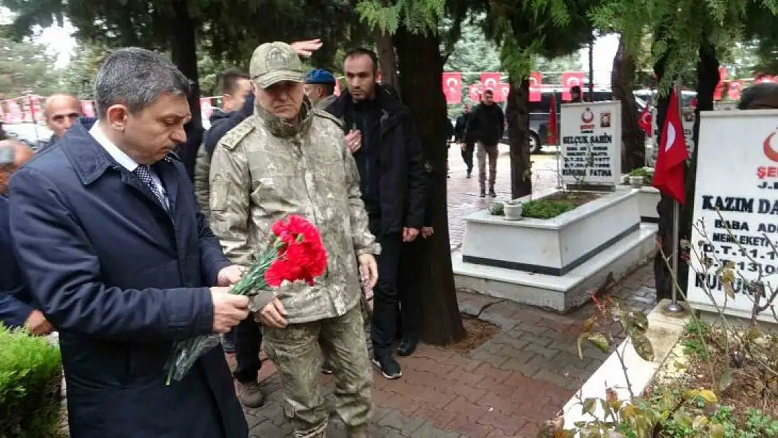 Malatya'da Çanakkale ve deprem şehitleri dualarla anıldı