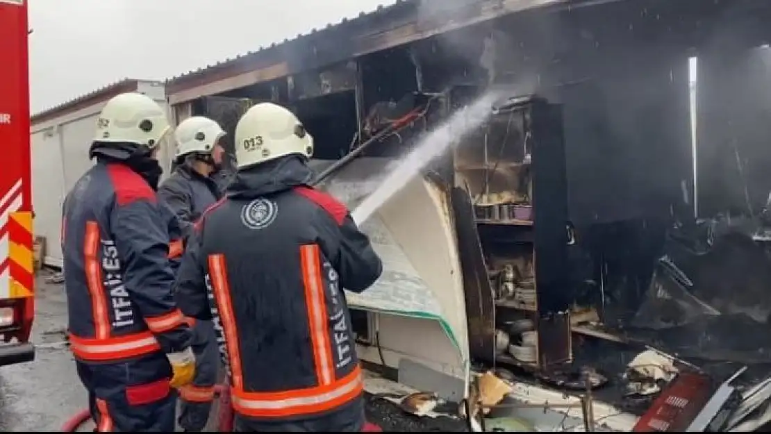 Malatya'da konteyner yangını