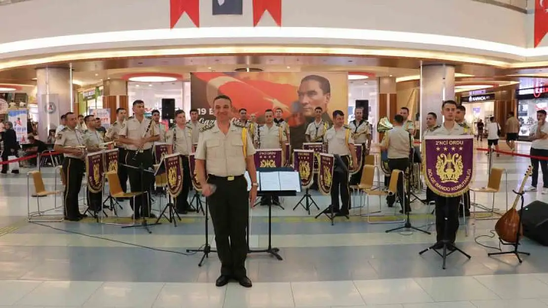 Malatya Park Avm'de Gaziler Günü etkinliği