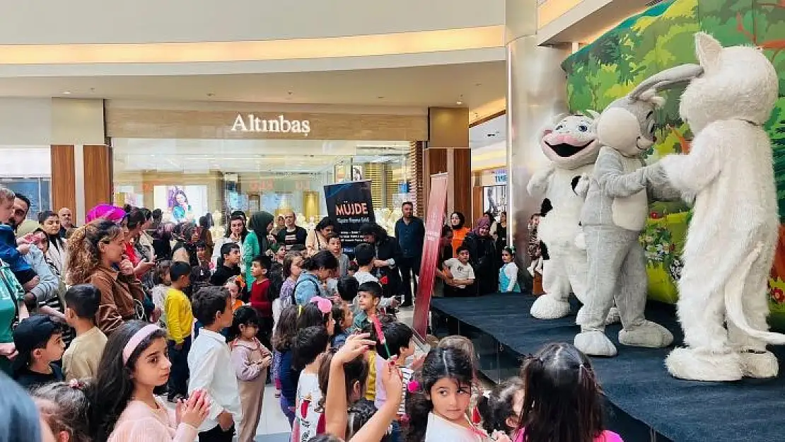 Malatya Park AVM depremzede çocukları unutmuyor