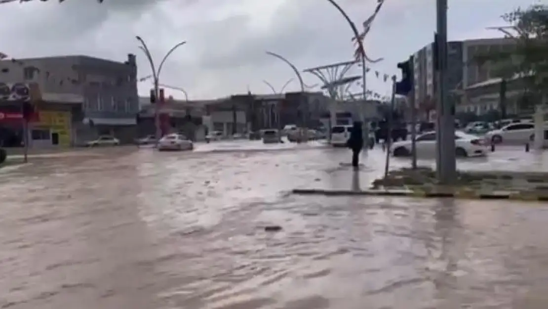 Meteorolojiden Güneydoğu Anadolu için sağanak yağış uyarısı