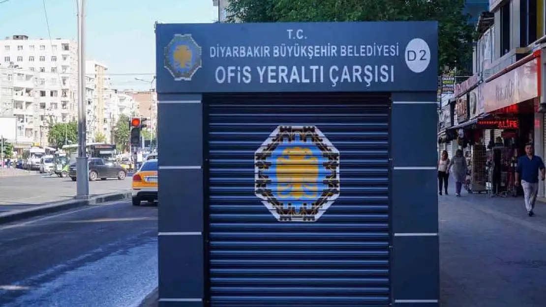 Ofis Yer Altı Çarşısı'nın girişleri yenilendi