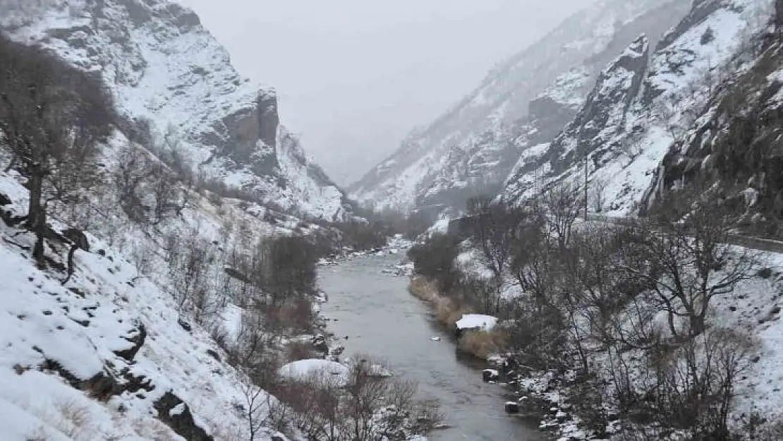 Pülümür Vadisi'nde kış güzelliği