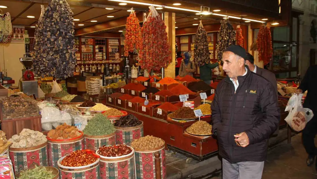 Tarihi Kapalı Çarşıda Ramazan bereketi